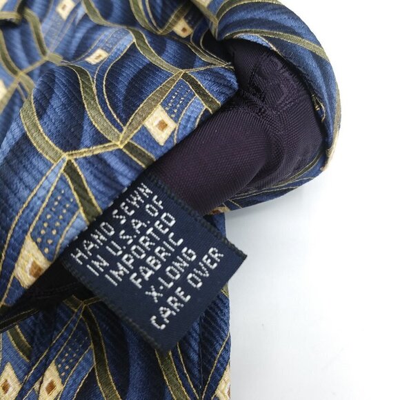 Roundtree & Yorke Tie - Picture 6 of 7